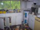 001-kitchen.jpg