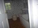 007-bathroom.jpg