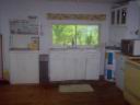 009-kitchen.jpg